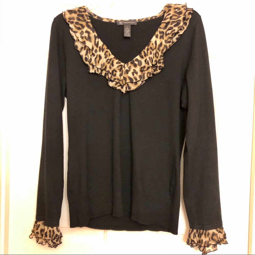INC V-neck Sweater with leopard print details